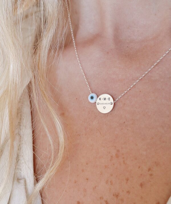 button necklace white eye  / sterling silver