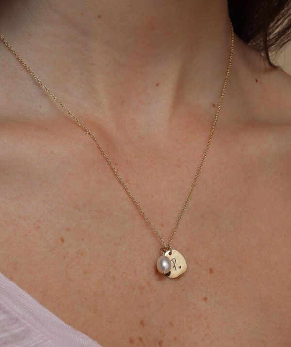 engraving shell and pearl necklace / 14K Gold